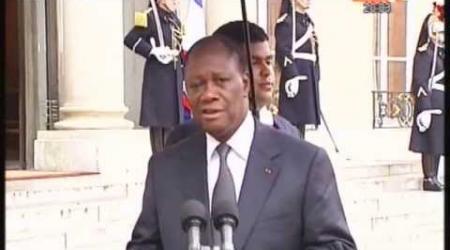 Palais de l'Élysée: le Président Ouattara reçu par son homologue François Hollande